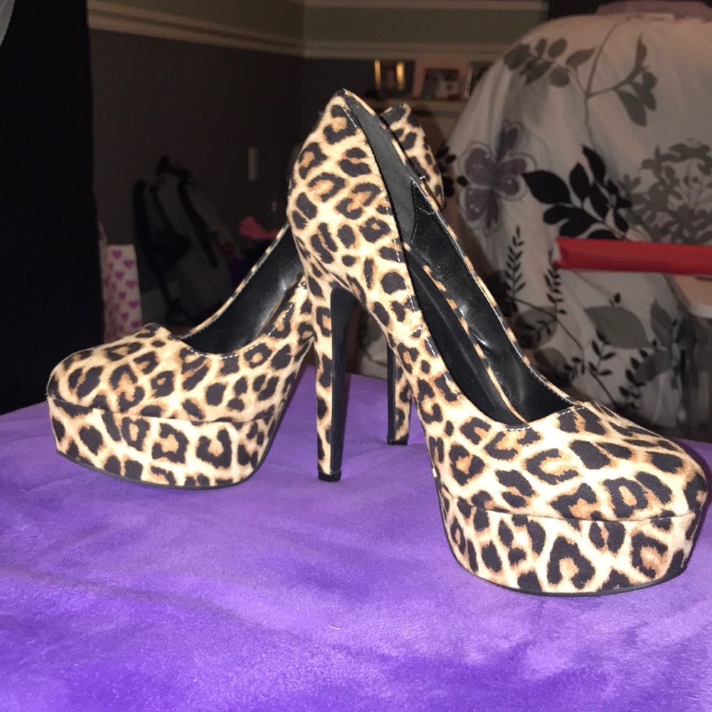 Cheetah High Heels